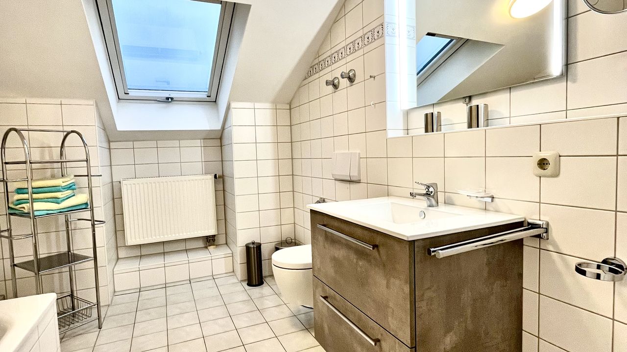 Das Badezimmer Das Badezimmer